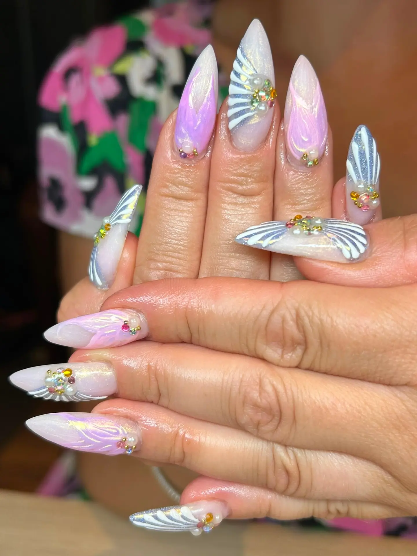 Shell-inspired pink and silver sculpted nails created by H-O-T Nails